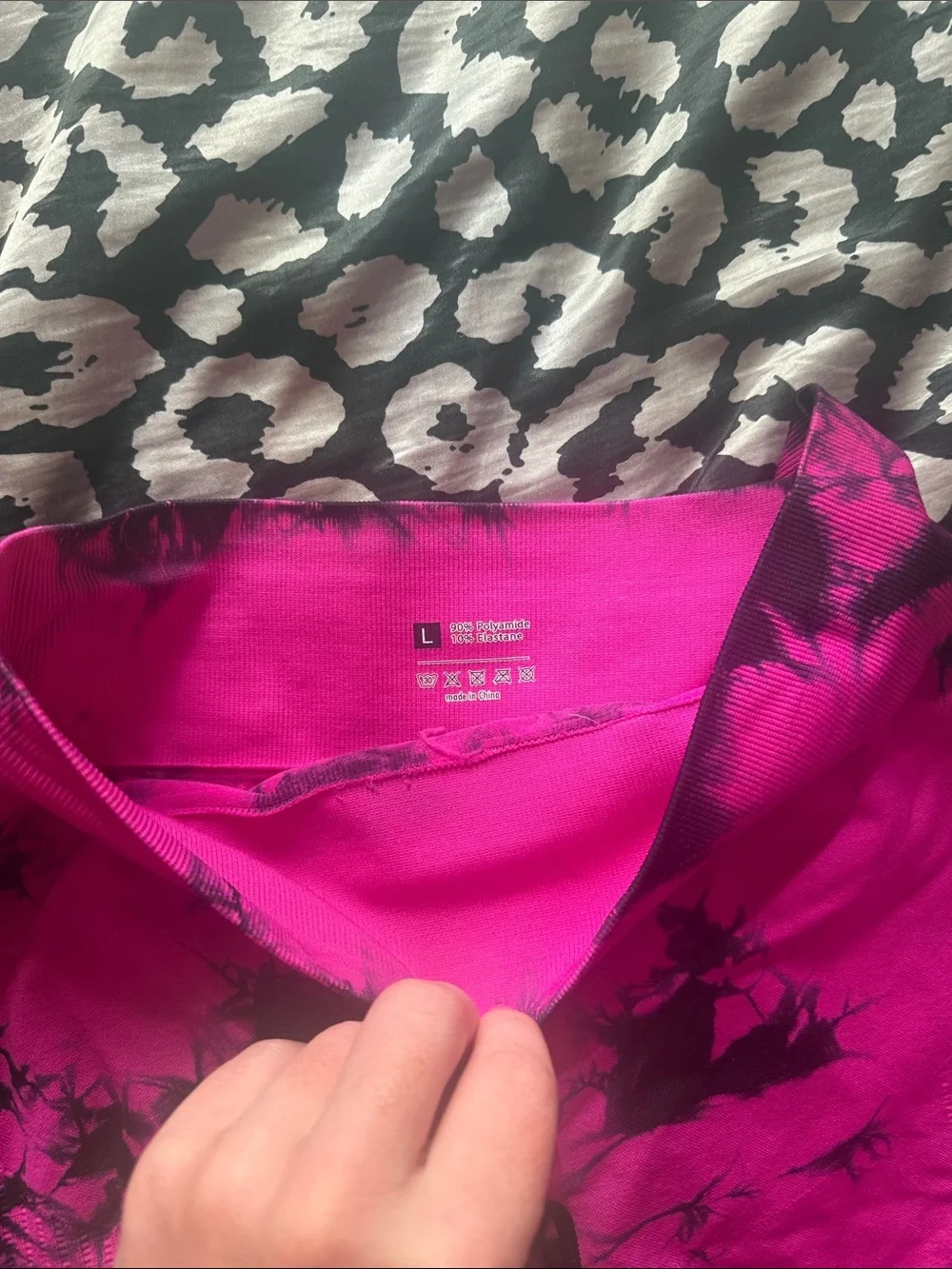 High-Waist Tie-Dye Hot Pink Women’s Active Shorts